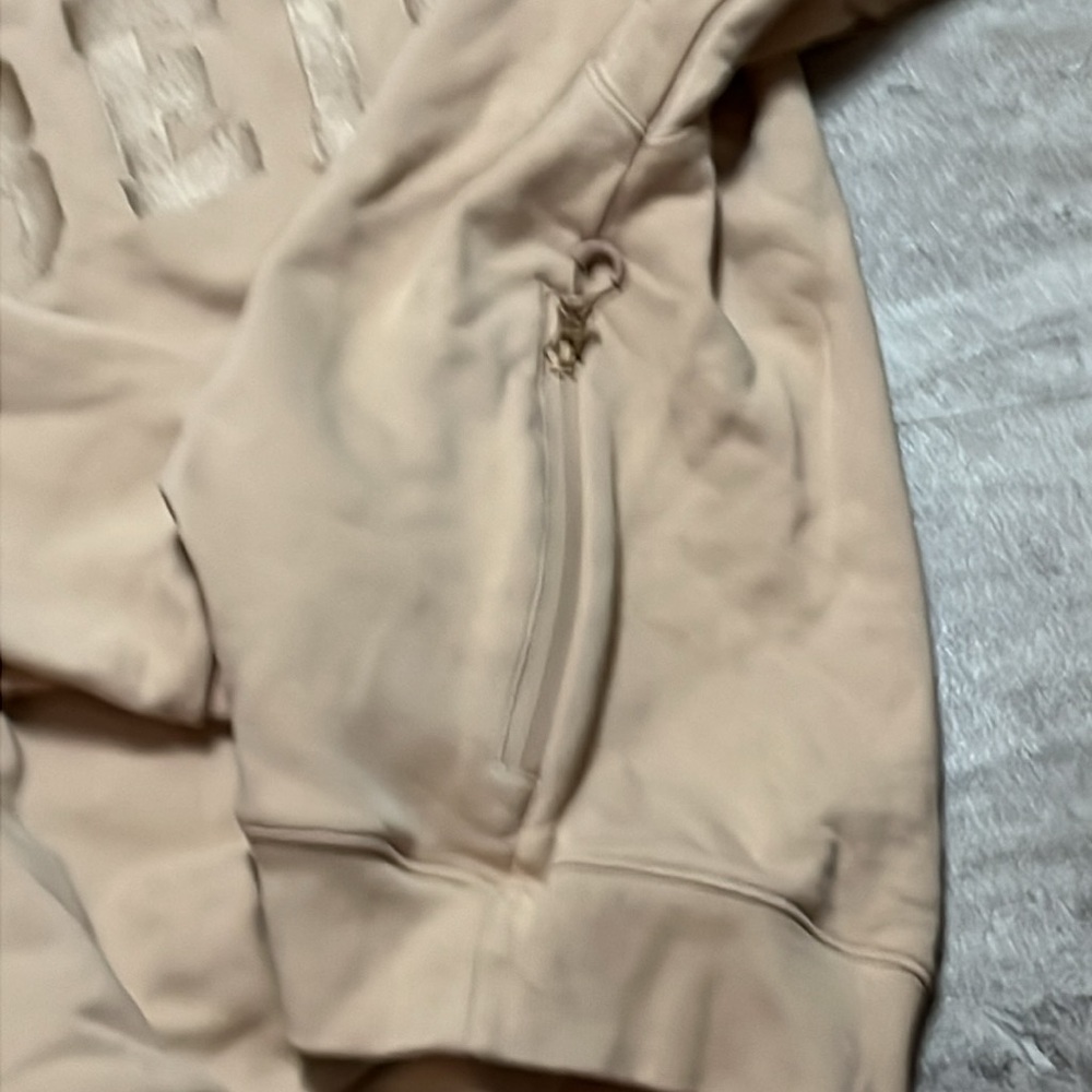 BEIS Cream Sweatshirt small - Picture 4 of 7